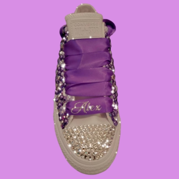 CUSTOMIZED SNEAKERS!! - Picture 4 of 5